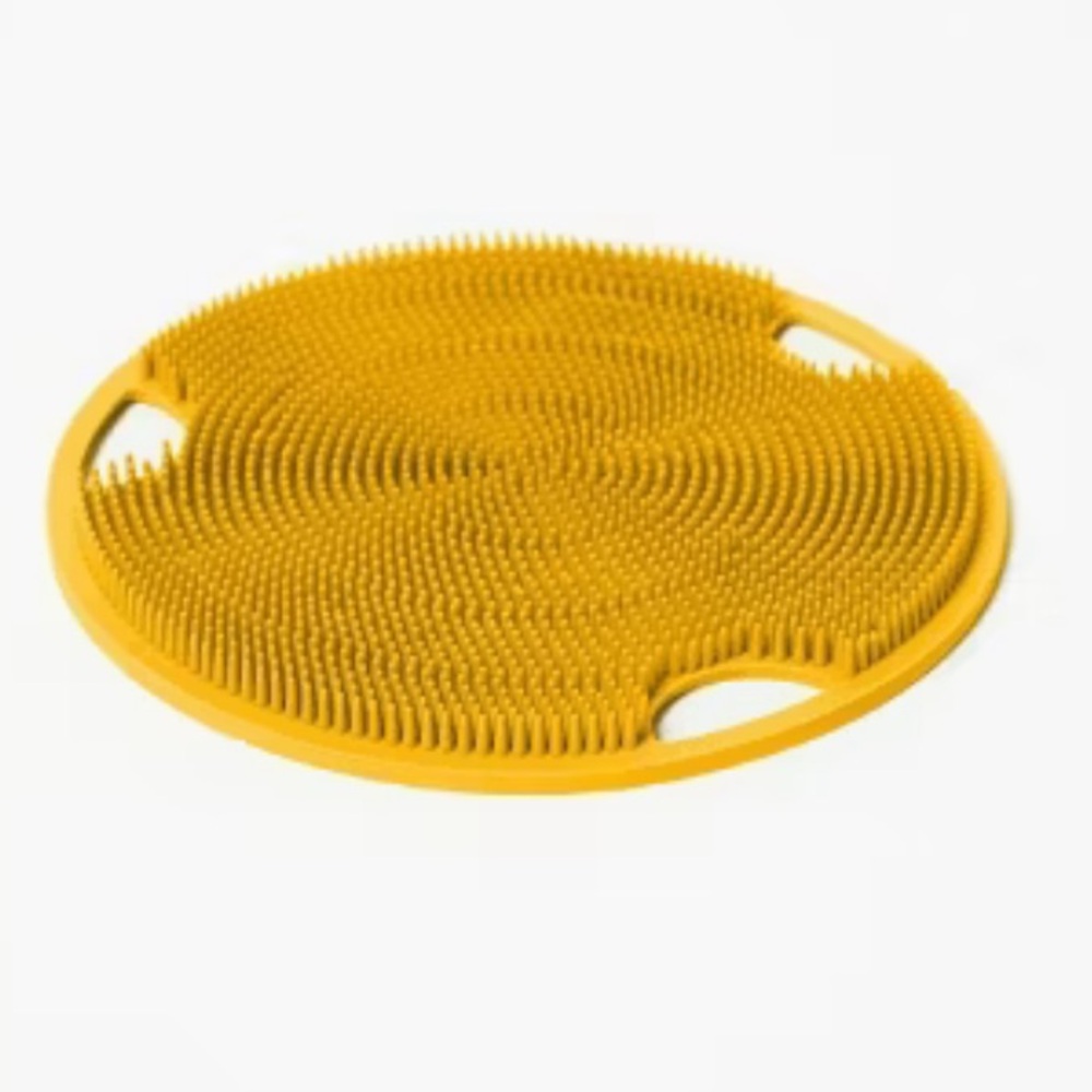 NEW Boie Yellow Flat Body Scrubber